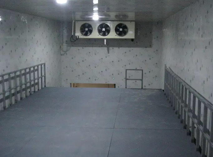 冷庫(kù) 冷庫(kù)