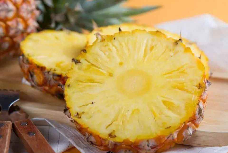 鳳梨在冷庫放多長時間 鳳梨在冷庫放多長時間